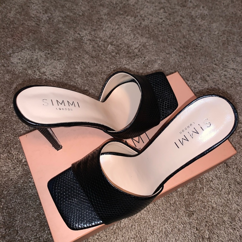AMALIE BLACK SNAKE PRINT STILETTO MULE HEELS